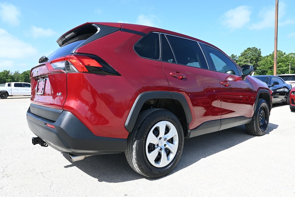 Used 2022 Toyota RAV4 LE SUV