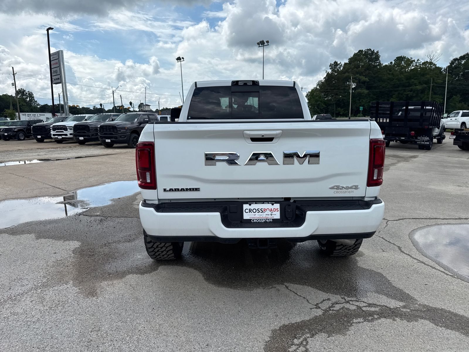 2025 Ram 2500 Laramie photo 4