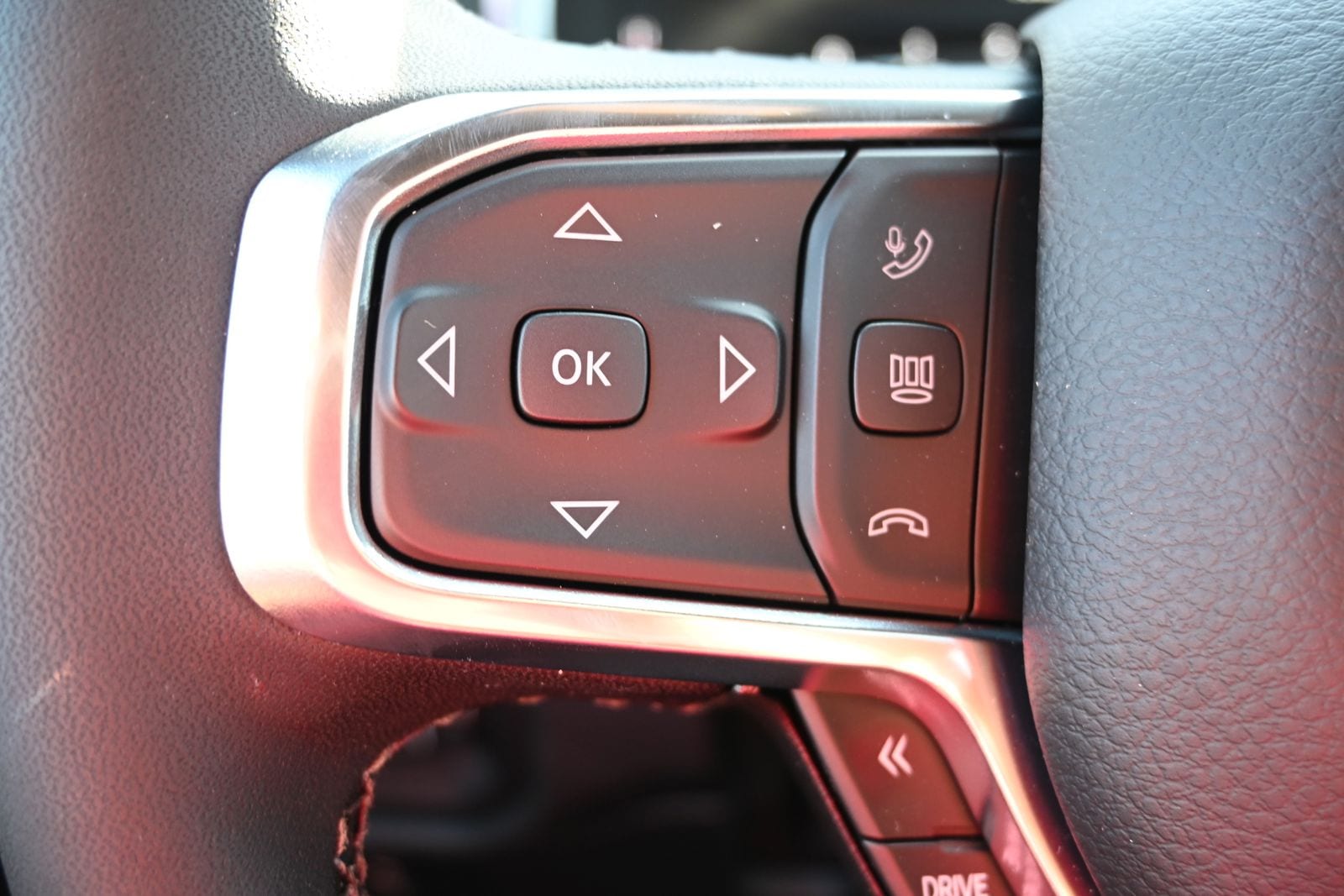 2026 RAM 1500 Laramie - Photo 13