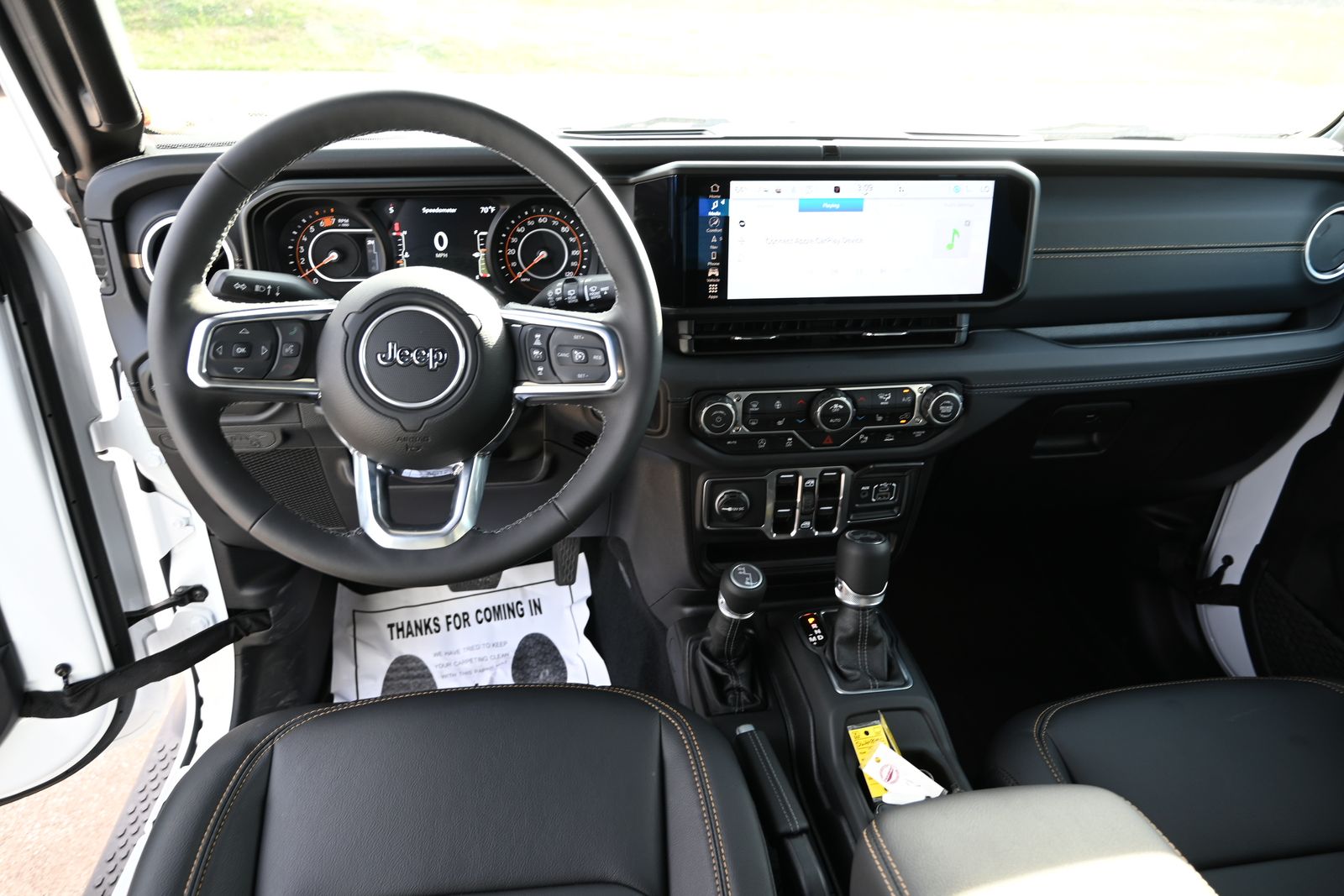 2025 Jeep Wrangler 4-Door Sahara - Photo 18