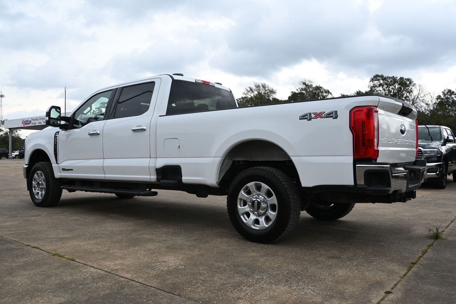 2024 Ford F-250 XLT photo 3