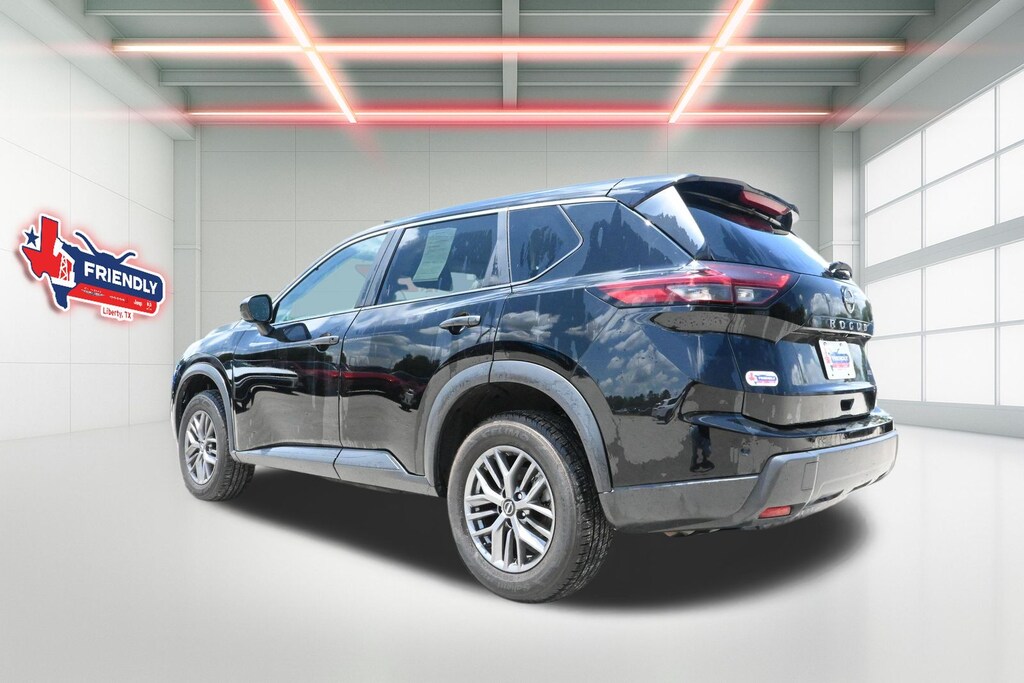 Used 2024 Nissan Rogue S SUV