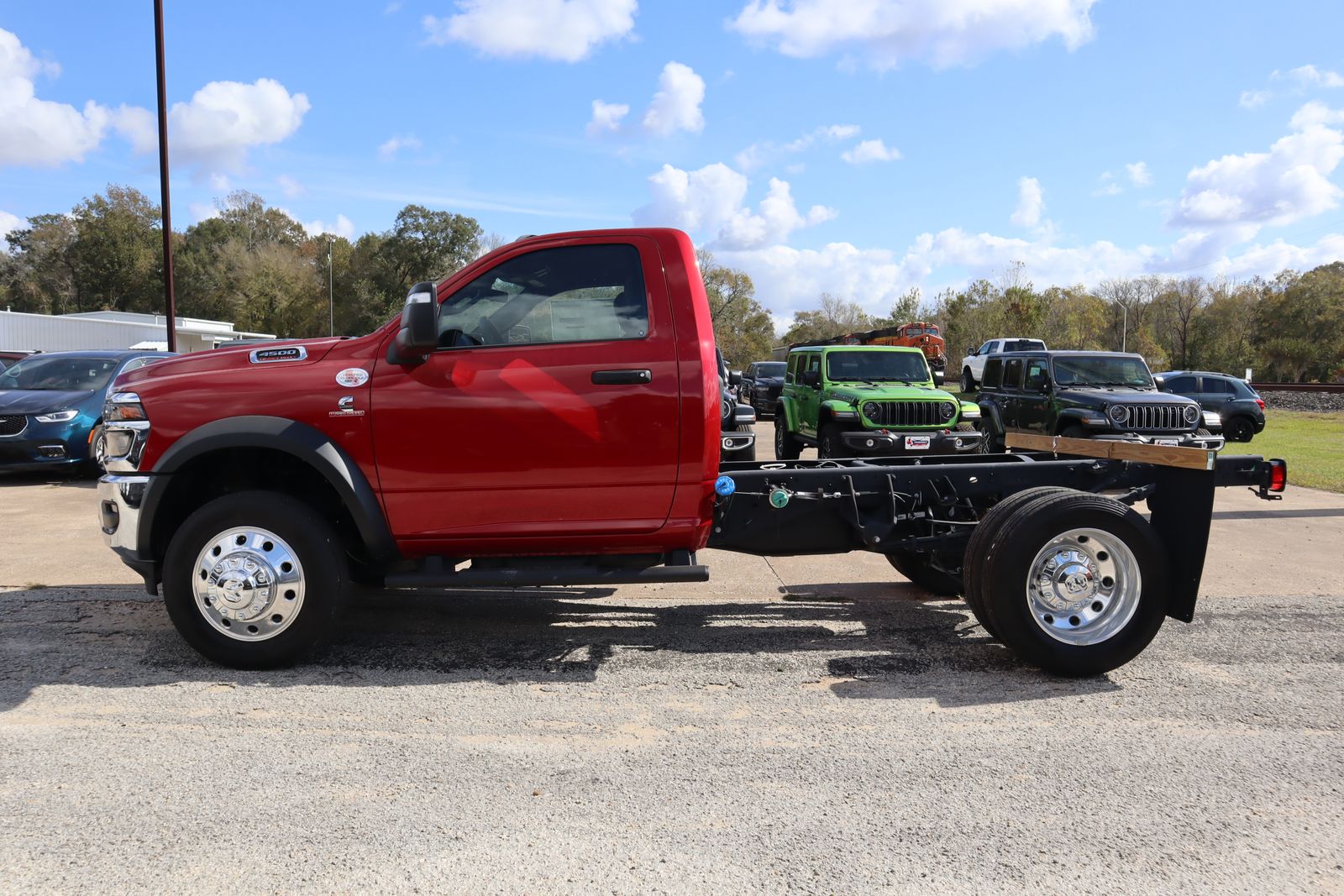 2026 Ram 4500 Tradesman photo 3