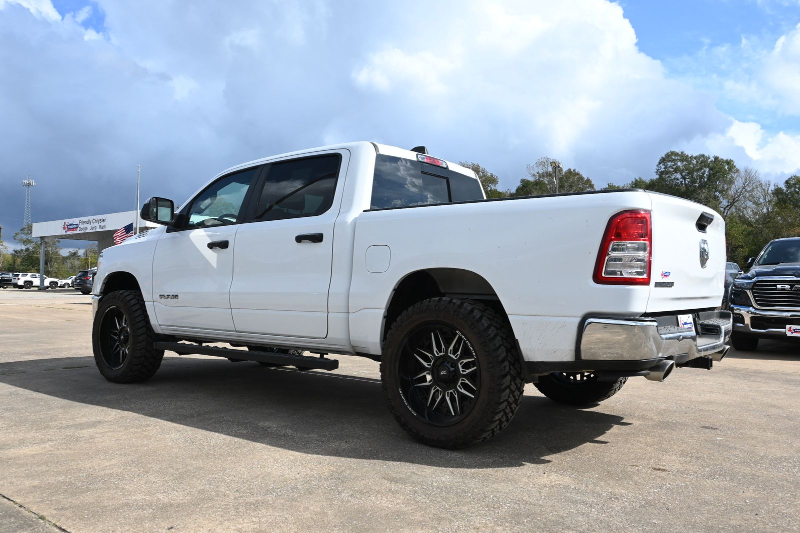 2023 Ram 1500 Big Horn Lone Star photo 3