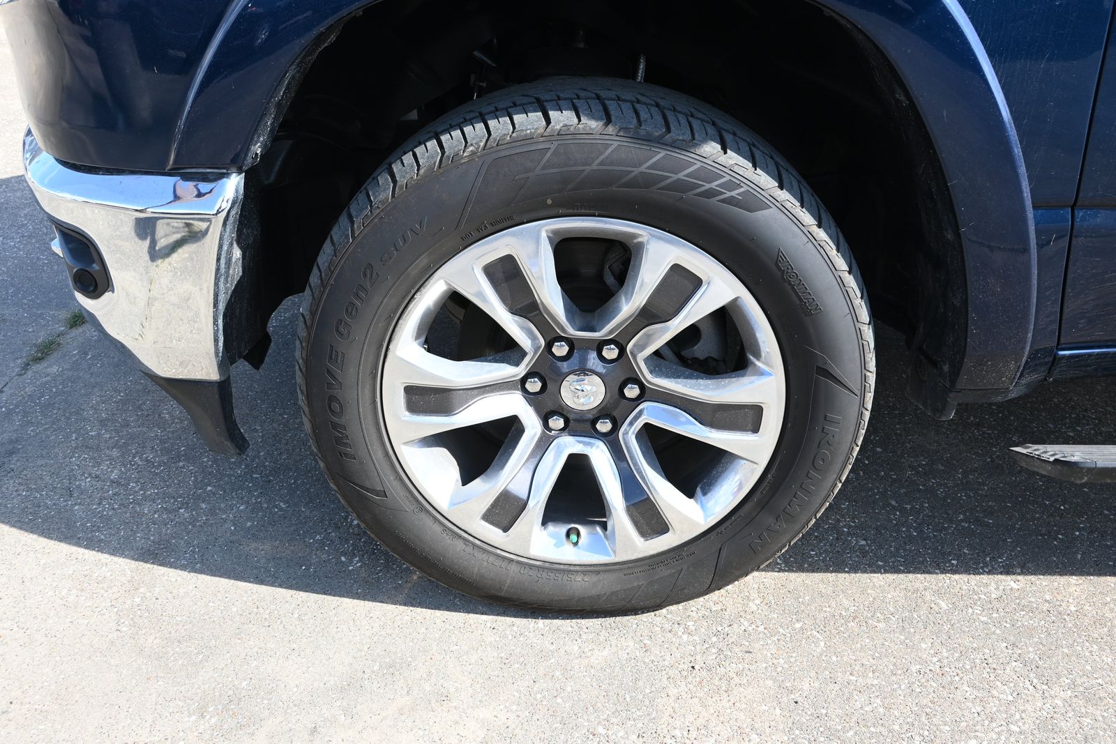 2023 Ram 1500 Limited photo 2