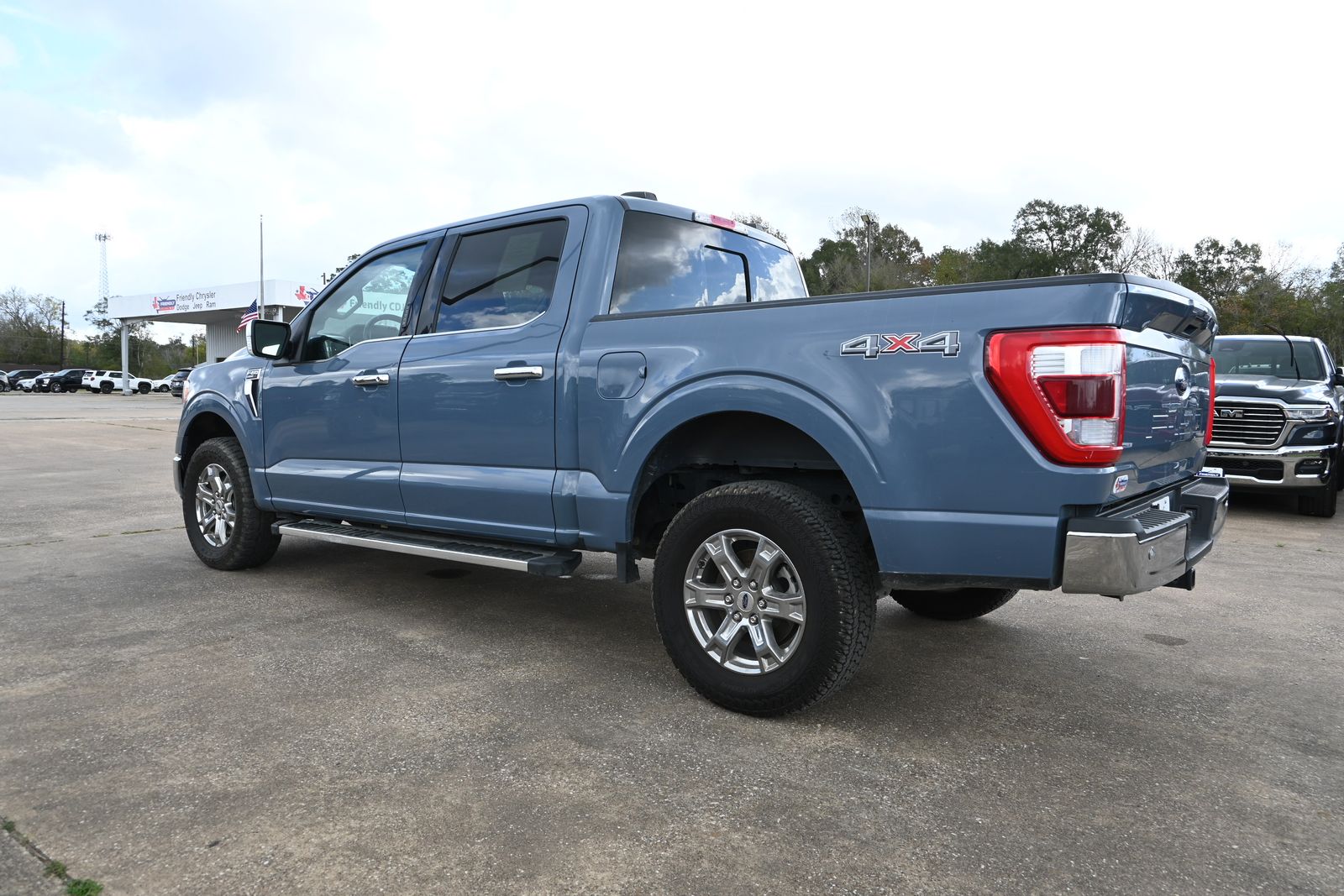 2023 Ford F-150 Lariat photo 4