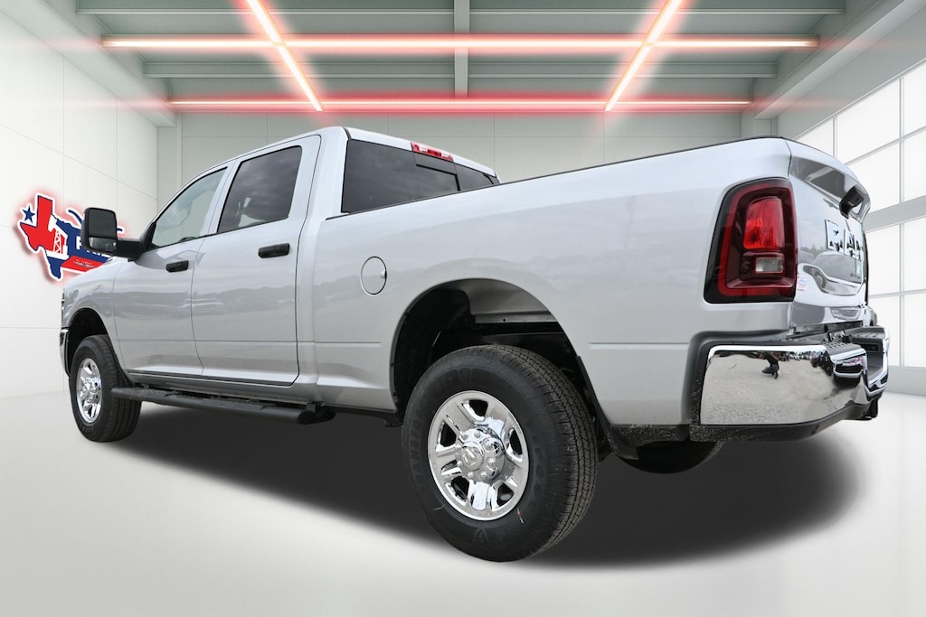 New 2026 Ram 2500 TRADESMAN CREW CAB 4X4 6'4 BOX Pickup