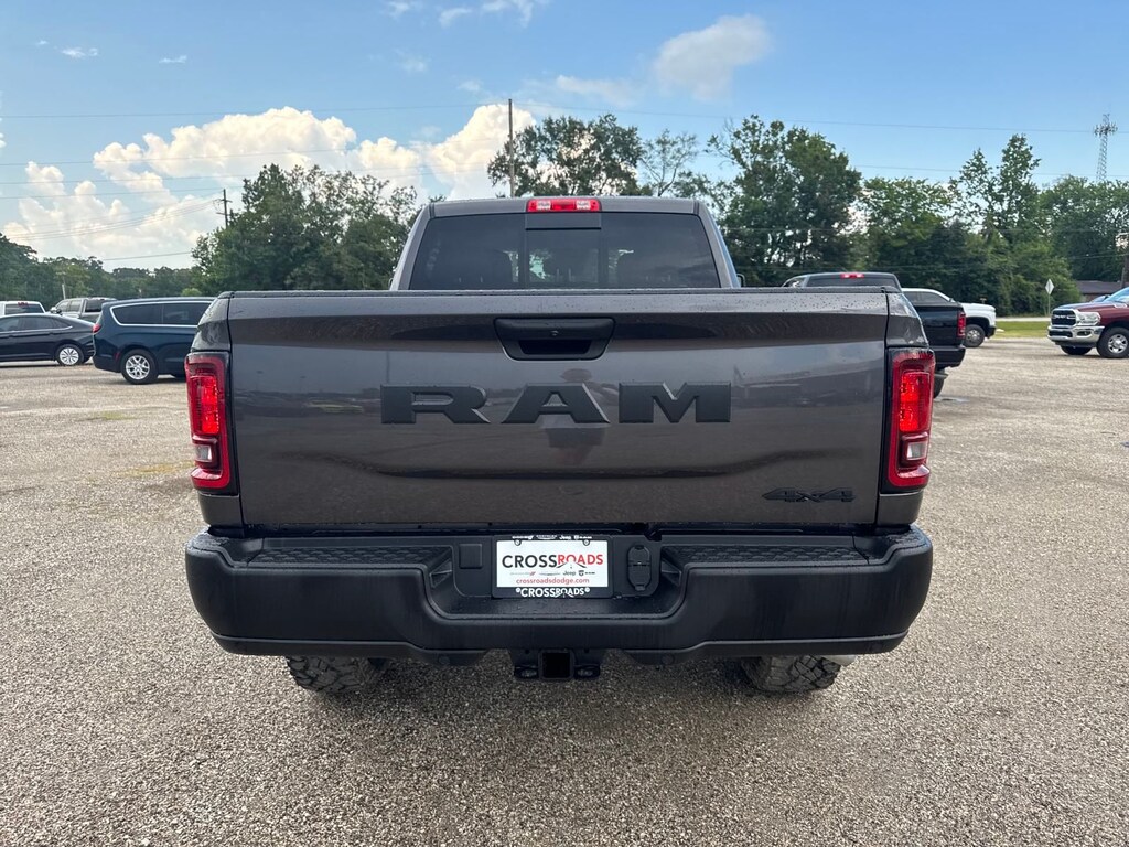 New 2026 Ram 2500 TRADESMAN CREW CAB 4X4 6'4 BOX Pickup