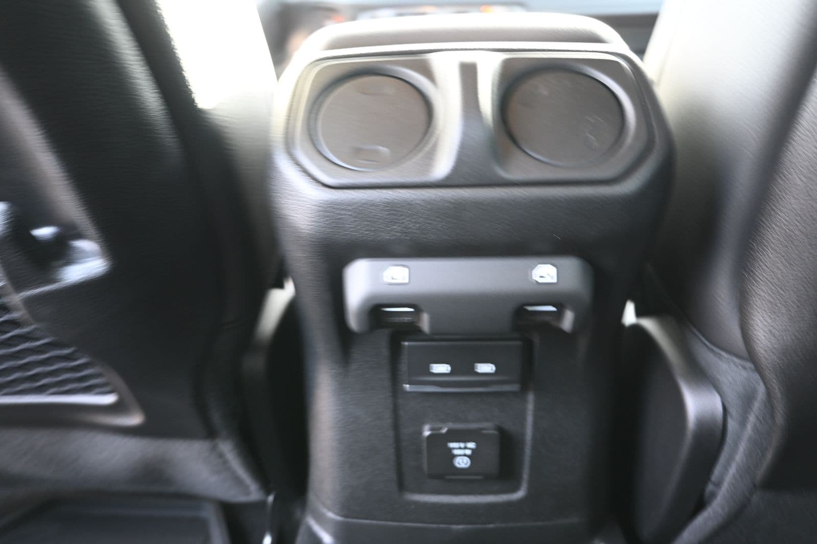 2025 Jeep Wrangler 4-Door Sahara - Photo 21