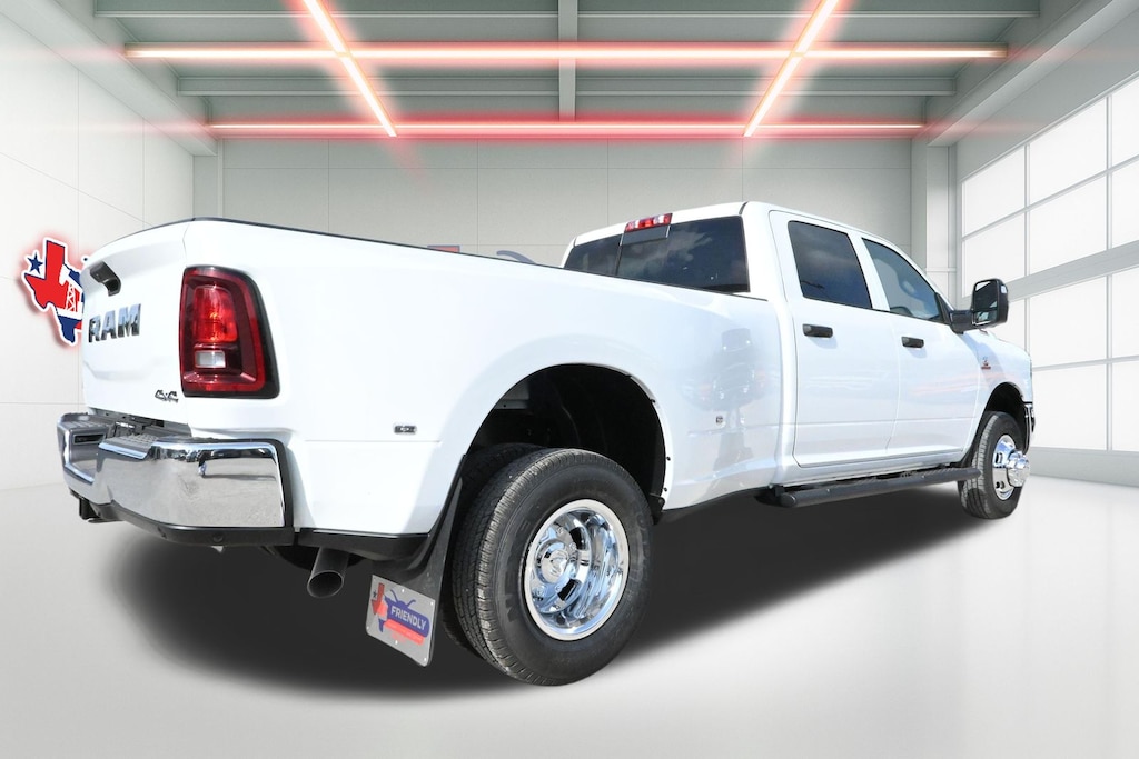 New 2026 Ram 3500 TRADESMAN CREW CAB 4X4 8' BOX Pickup