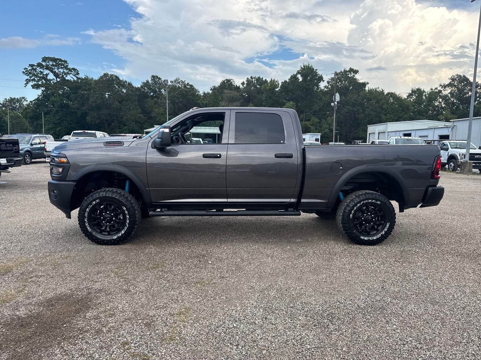 2026 Ram 2500 Tradesman photo 2