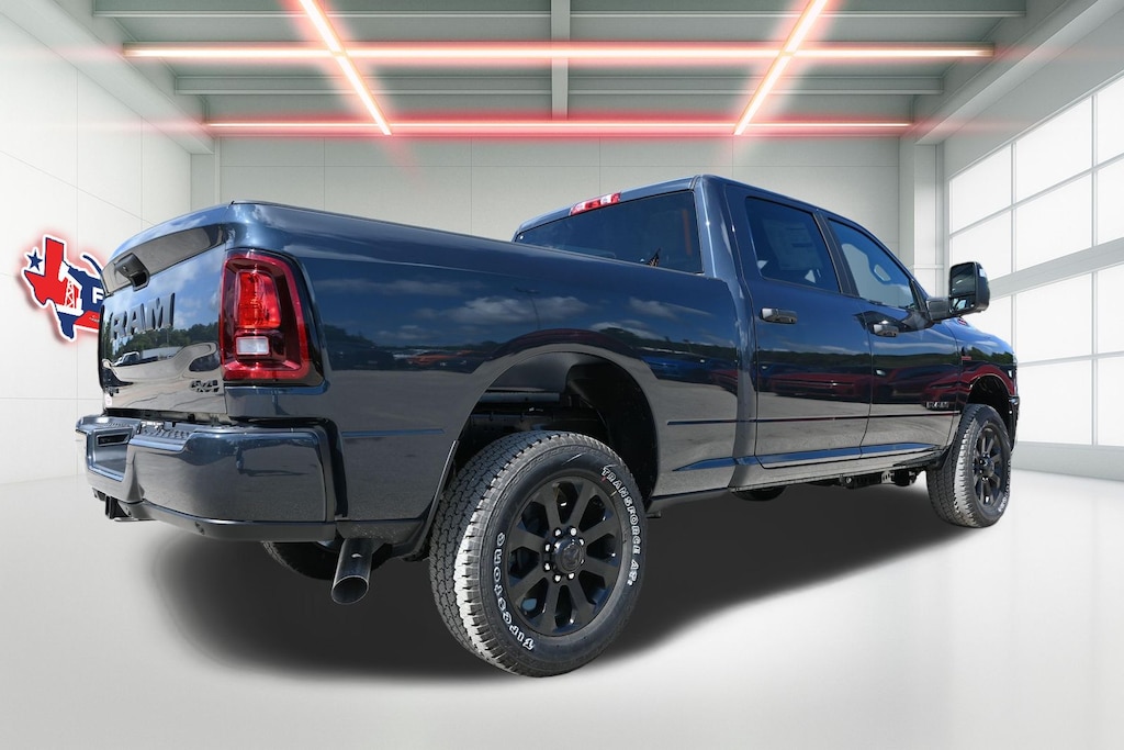 New 2026 Ram 2500 LONE STAR CREW CAB 4X4 6'4 BOX Pickup