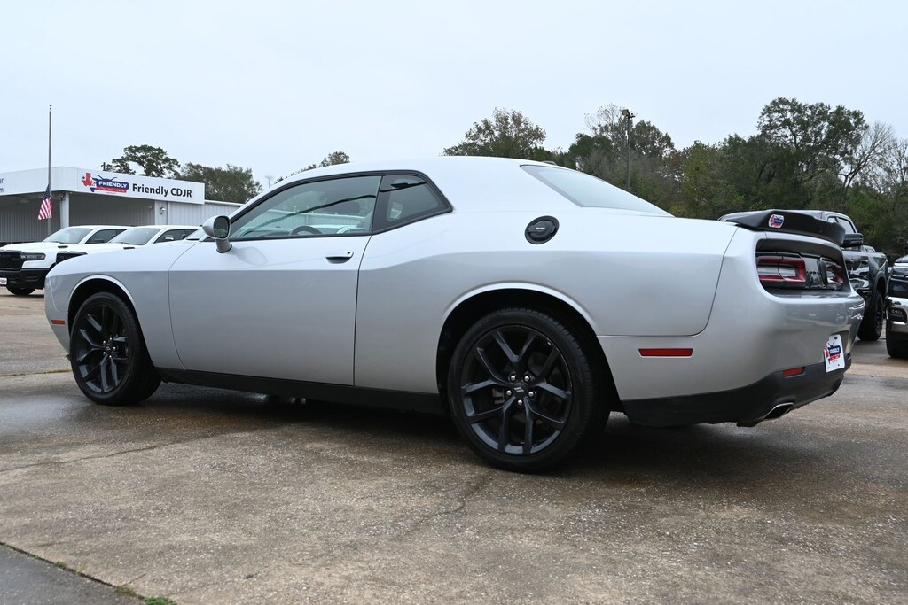 Used 2022 Dodge Challenger SXT Coupe