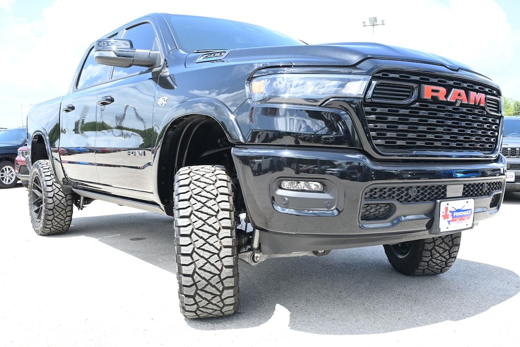 New 2026 Ram 1500 LONE STAR CREW CAB 4X4 5'7 BOX Pickup