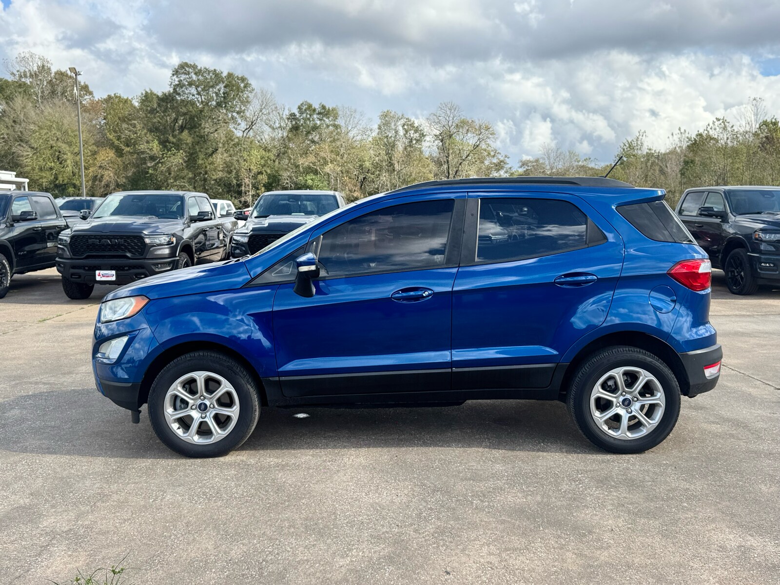 2019 Ford EcoSport SE photo 3
