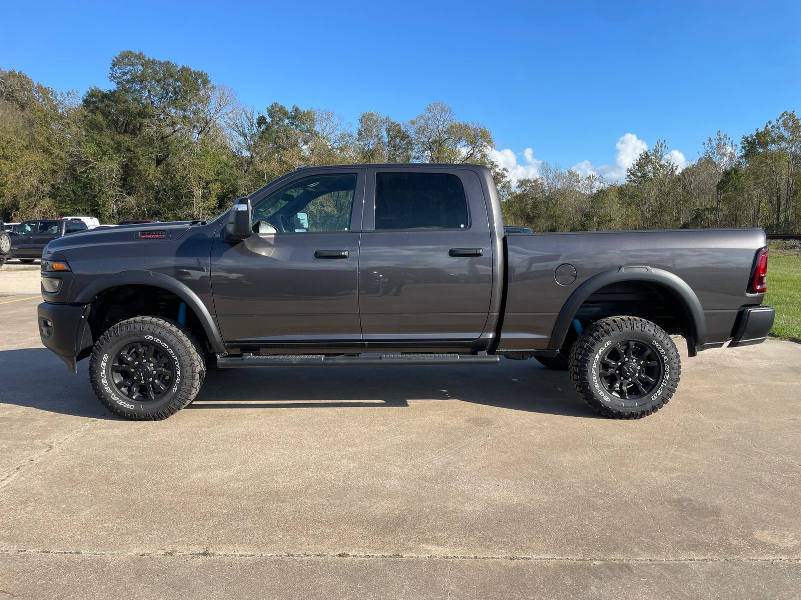 2026 Ram 2500 Tradesman photo 2
