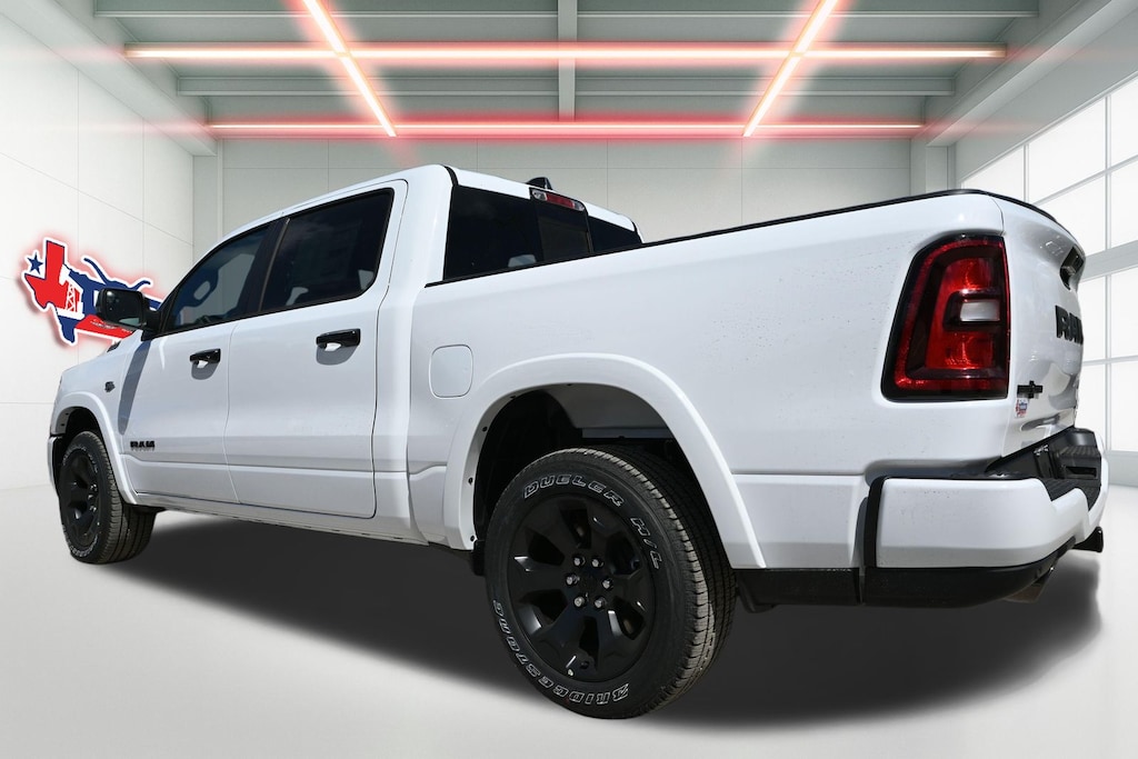 New 2026 Ram 1500 LONE STAR CREW CAB 4X4 5'7 BOX Pickup