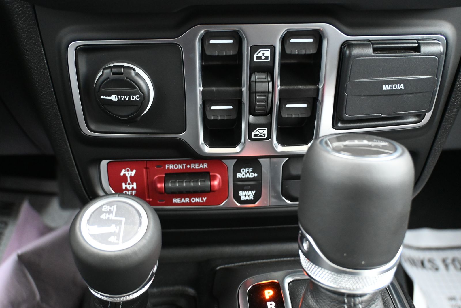 2025 Jeep Gladiator Rubicon - Photo 18