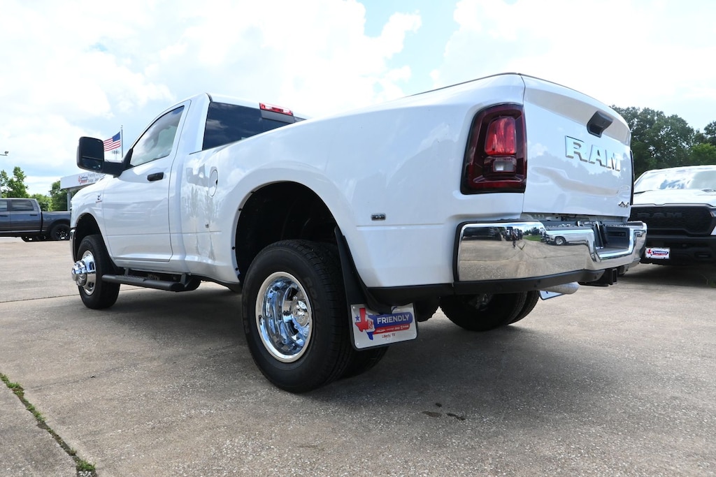 New 2026 Ram 3500 TRADESMAN REGULAR CAB 4X4 8' BOX Pickup