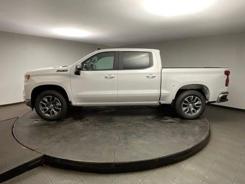 New 2026 Chevrolet Silverado 1500 LT Truck
