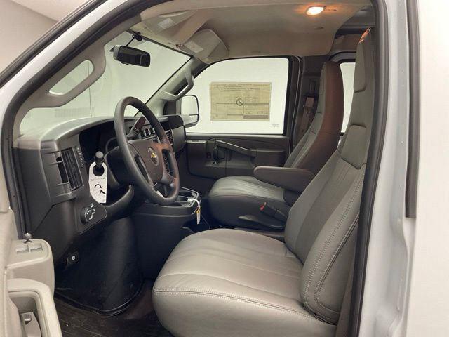 2026 Chevrolet Express Cargo Work Van - Photo 12