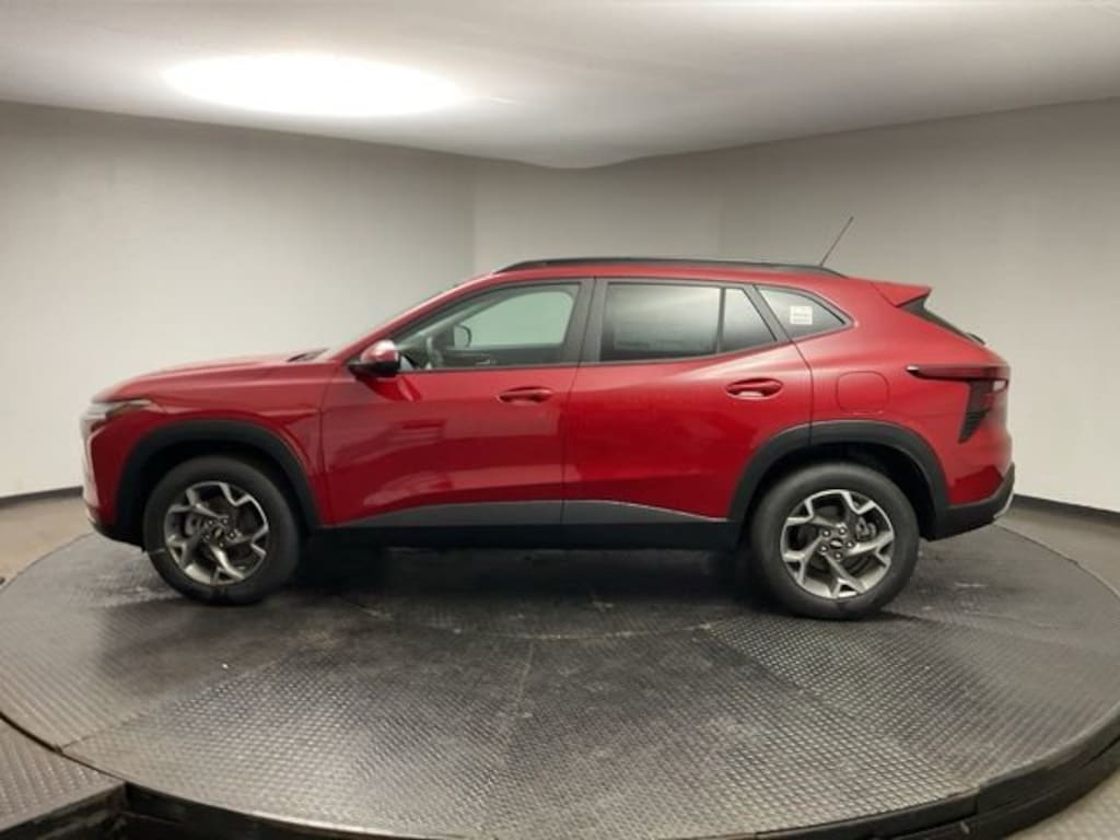 New 2026 Chevrolet Trax LT SUV