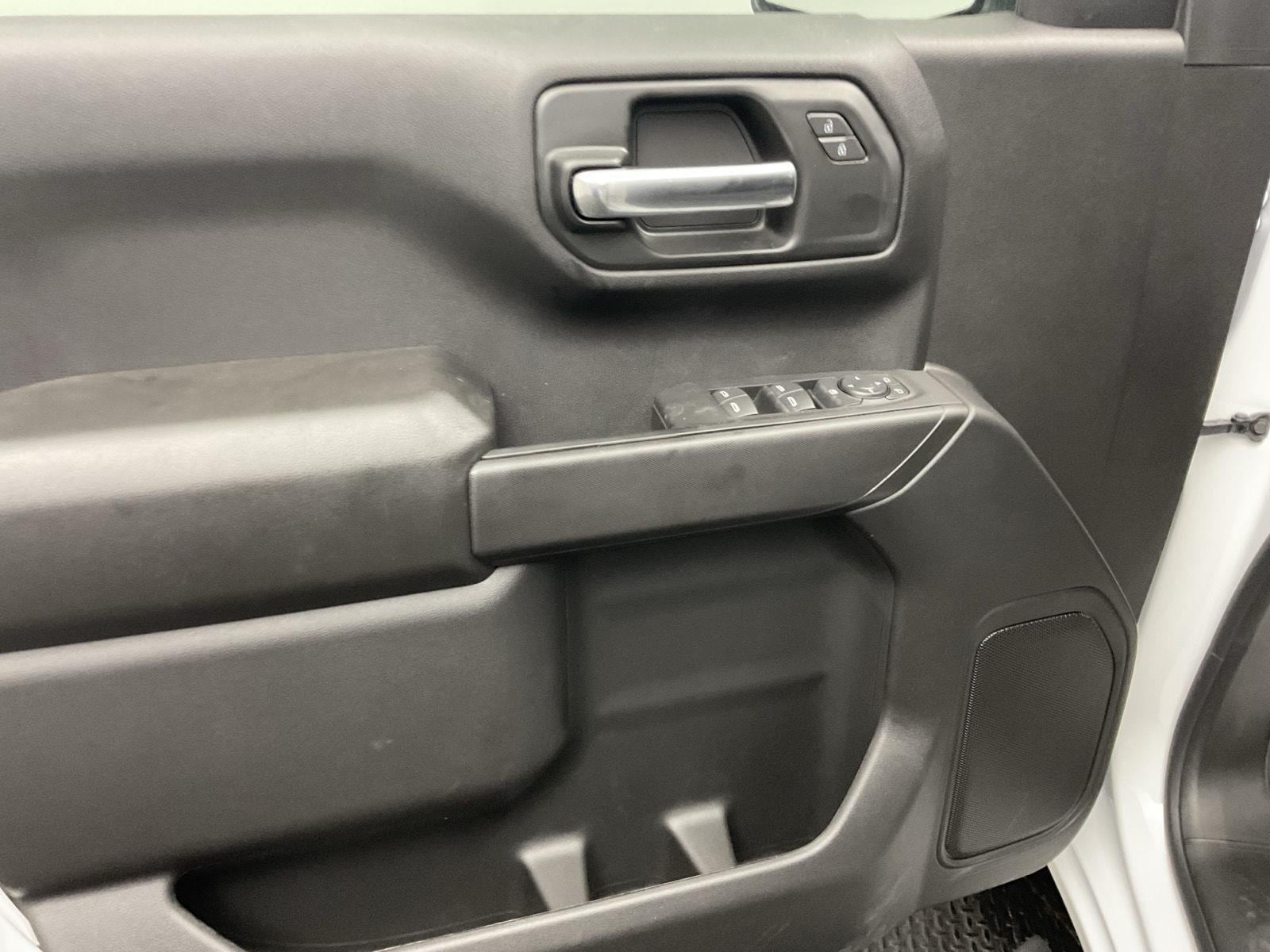 2026 Chevrolet Silverado 1500 Custom - Photo 10