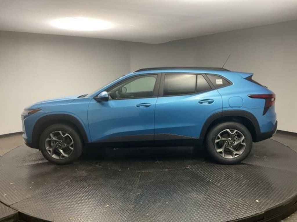 New 2026 Chevrolet Trax LT SUV