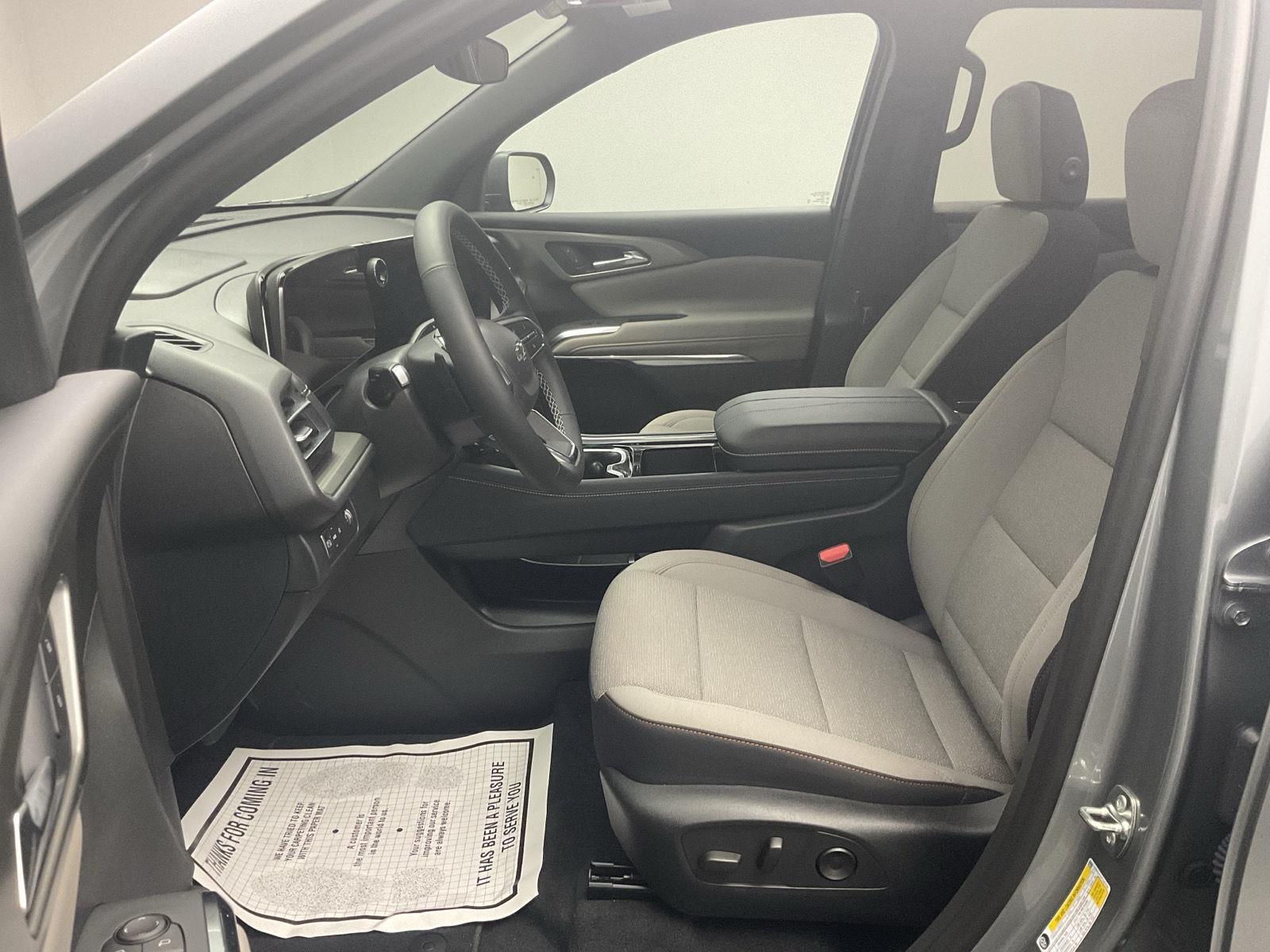 2026 Chevrolet Traverse LT - Photo 12