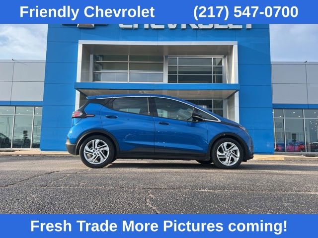 Used 2023 Chevrolet Bolt EV LT with VIN 1G1FW6S07P4173826 for sale in Springfield, IL