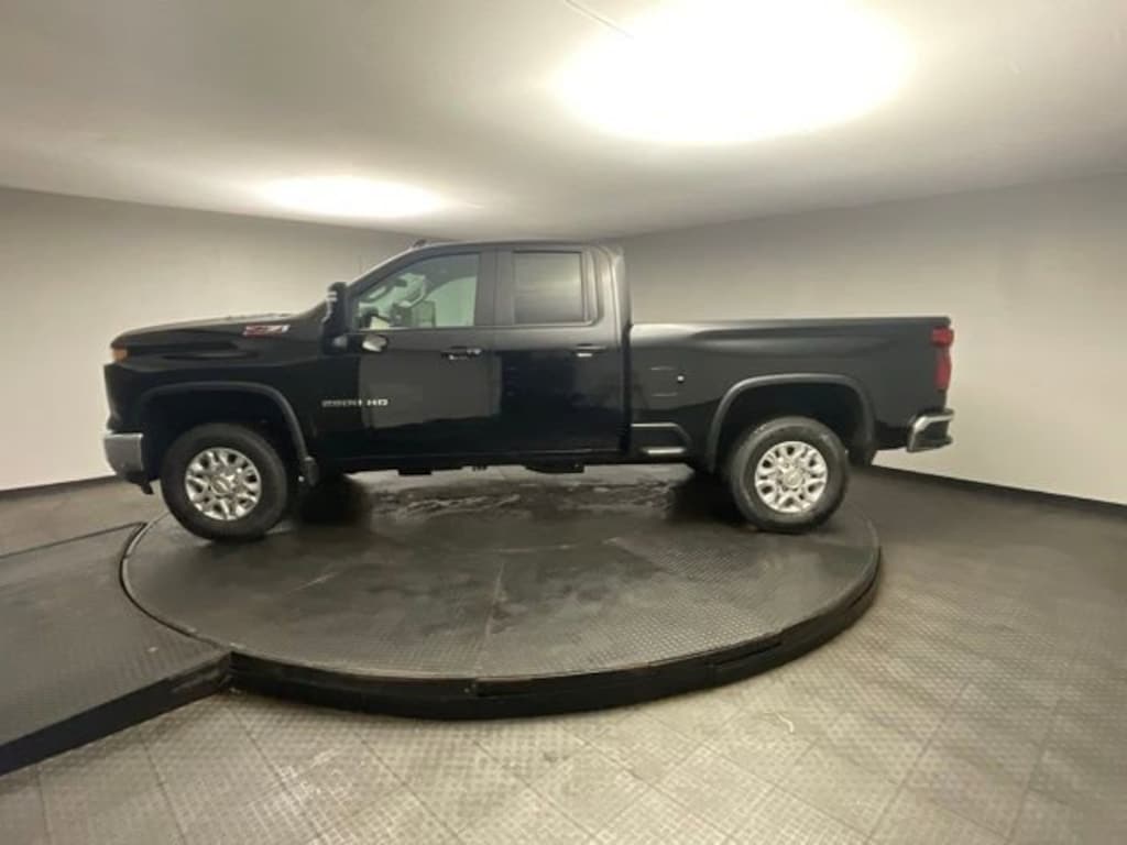 New 2026 Chevrolet Silverado 2500 HD LT Truck