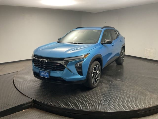 2025 Chevrolet Trax photo 3