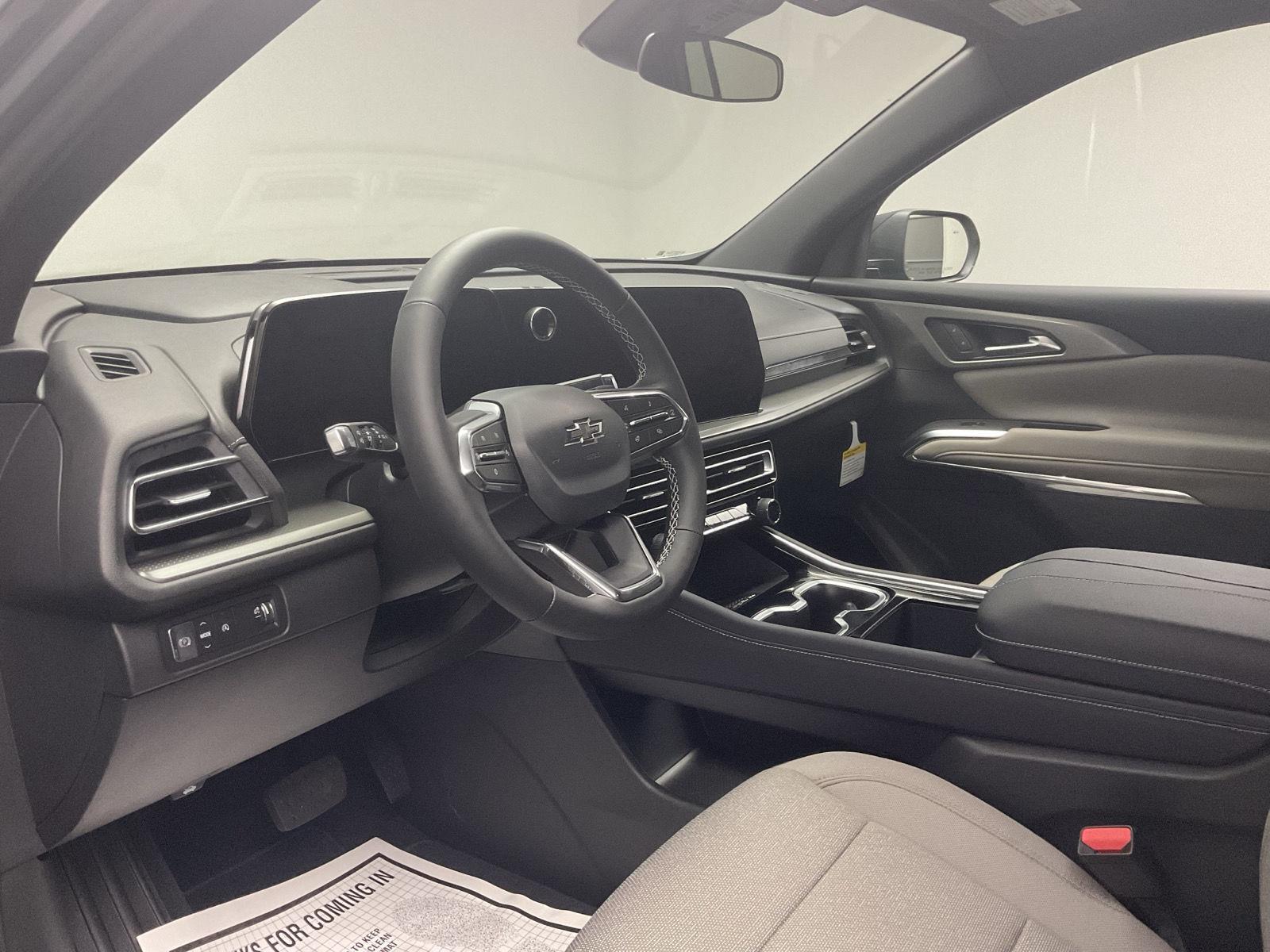 2026 Chevrolet Traverse LT - Photo 11