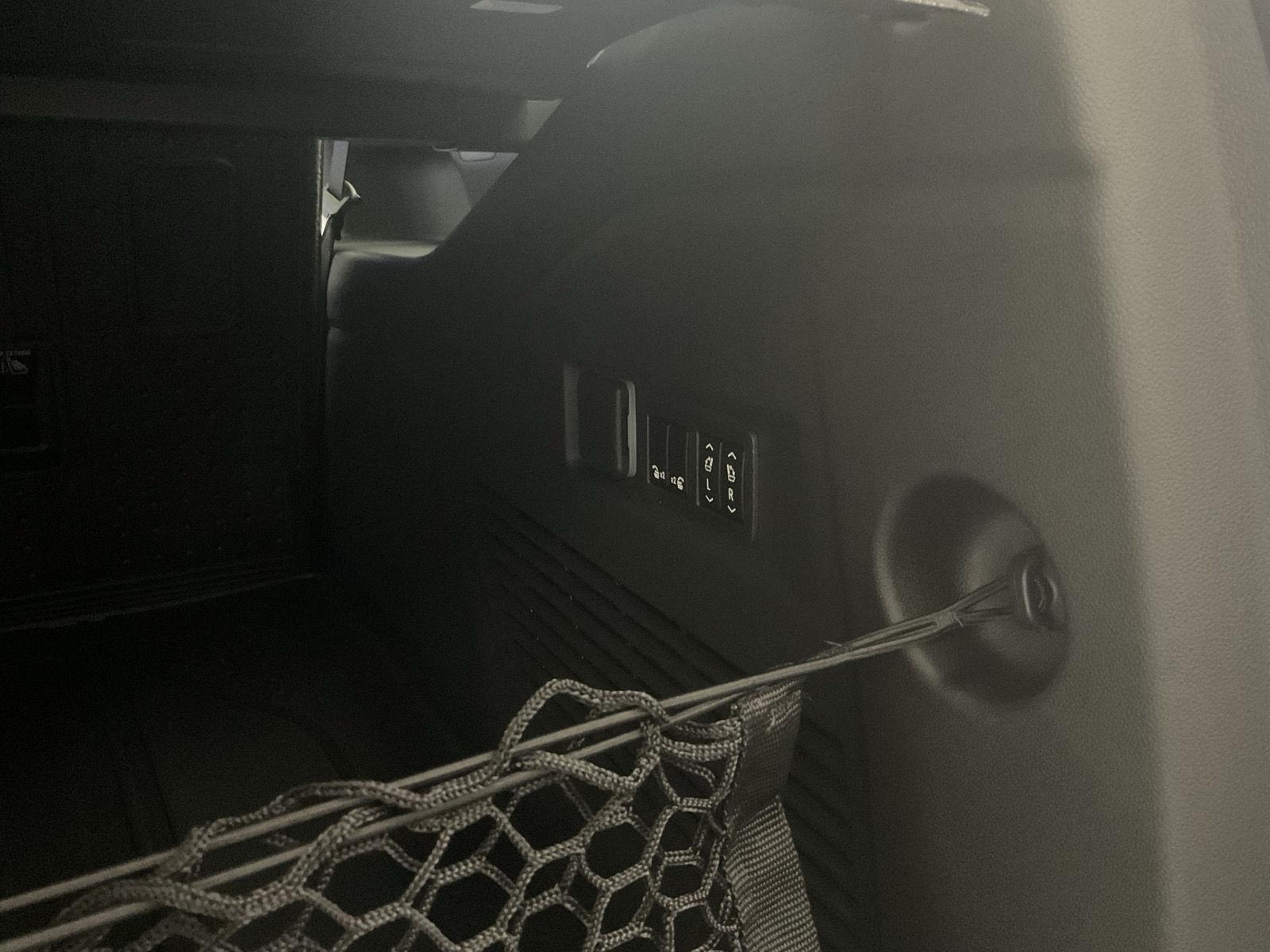 2026 Chevrolet Suburban Premier - Photo 33