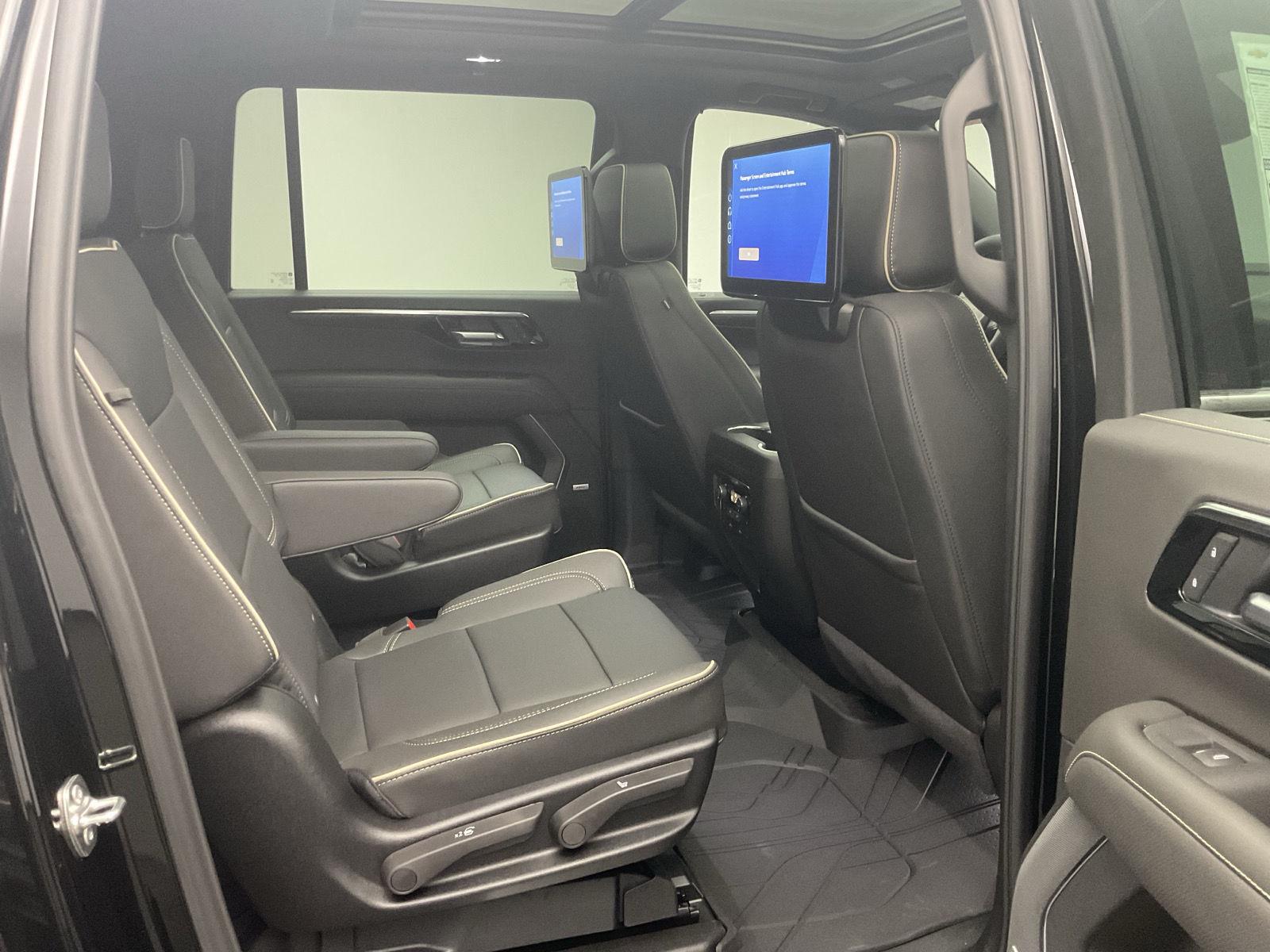 2026 Chevrolet Suburban Premier - Photo 28