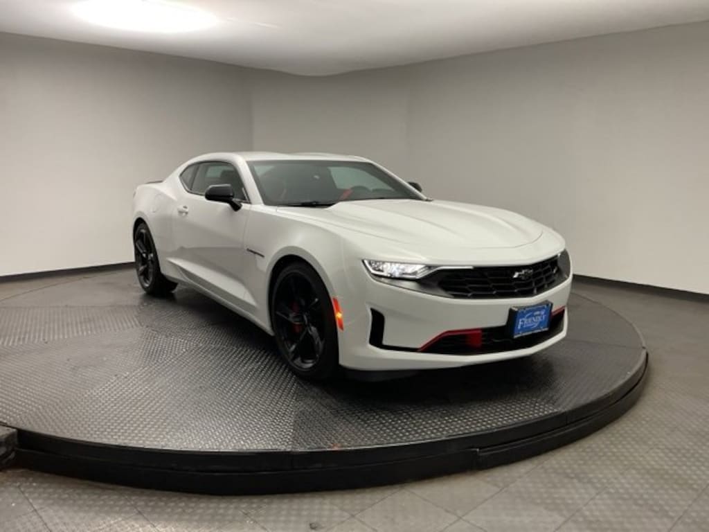 Used 2025 Chevrolet Camaro For Sale at Friendly Chevrolet VIN