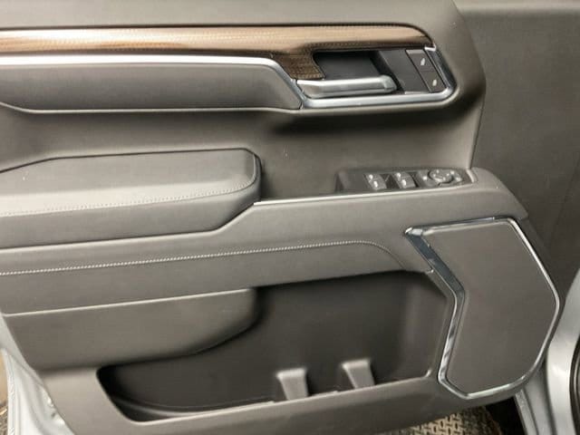 2026 Chevrolet Silverado 1500 LT - Photo 10
