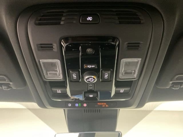 2026 Chevrolet Tahoe Premier - Photo 20