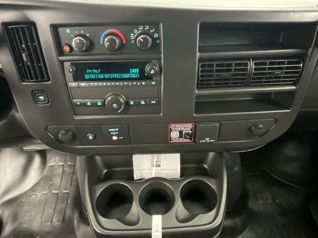2026 Chevrolet Express Cargo Work Van - Photo 15