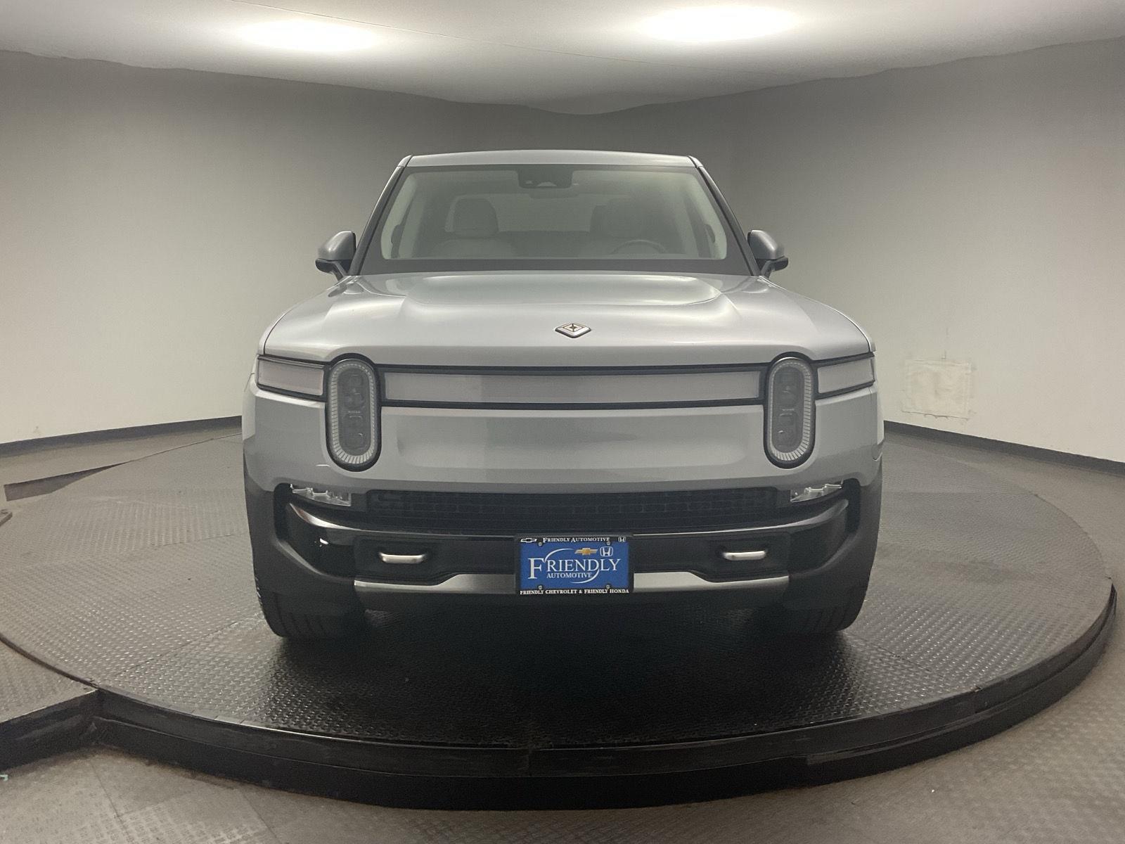 Used 2022 Rivian R1T Adventure with VIN 7FCTGAAA7NN013998 for sale in Springfield, IL