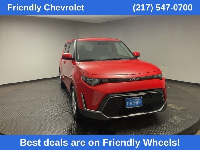 2024 Kia Soul LX's photo