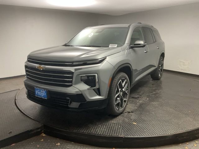 2026 Chevrolet Traverse High Country photo 3