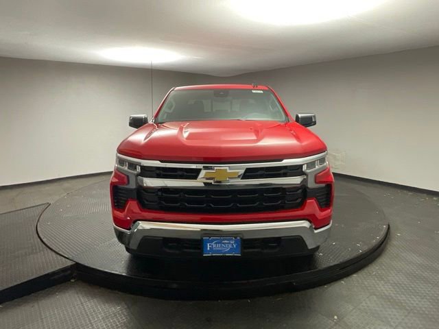 2025 Chevrolet Silverado 1500 LT photo 2