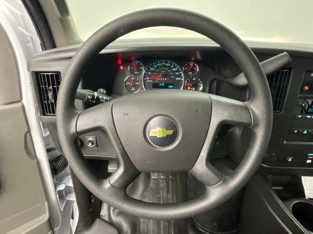 2026 Chevrolet Express Cargo Work Van - Photo 14