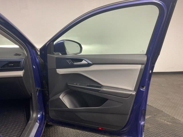 2022 Volkswagen Taos SE - Photo 23