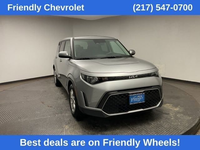 2024 Kia Soul LX's photo