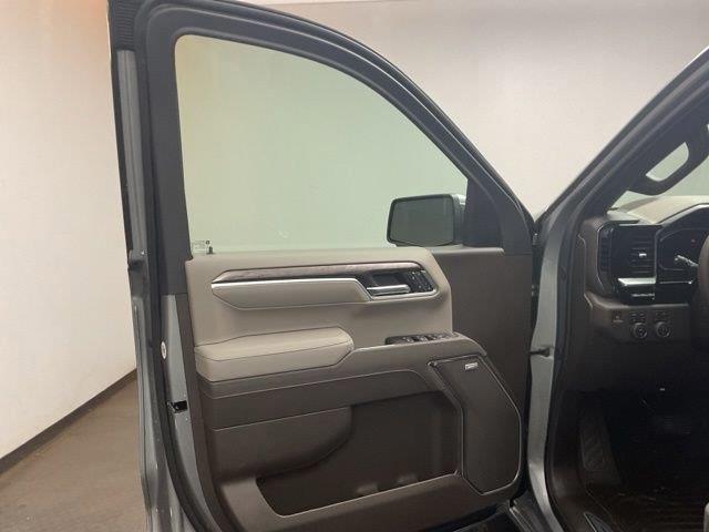 2026 Chevrolet Silverado 1500 LTZ - Photo 9