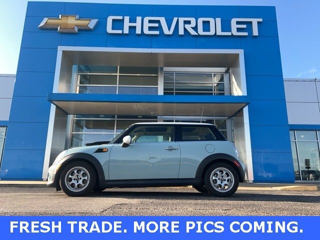 Used 2012 MINI Cooper Base with VIN WMWSU3C51CT254290 for sale in Springfield, IL