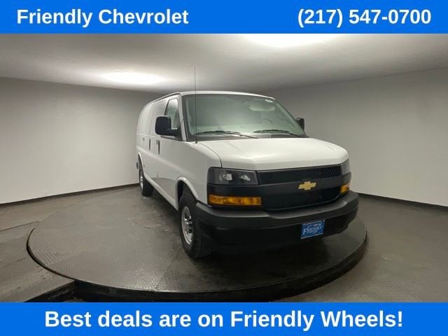 2026 Chevrolet Express 2500 Work Van HD's photo