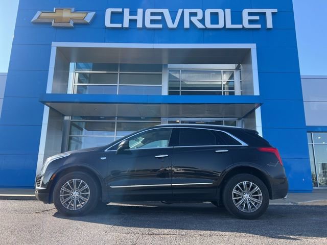 2018 Cadillac XT5 Luxury photo 2